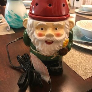 Gnome scentsy warmer